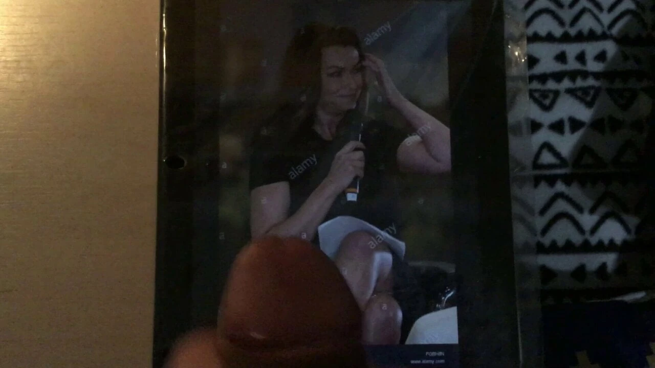 Tribut de spermă cu Suzi Perry