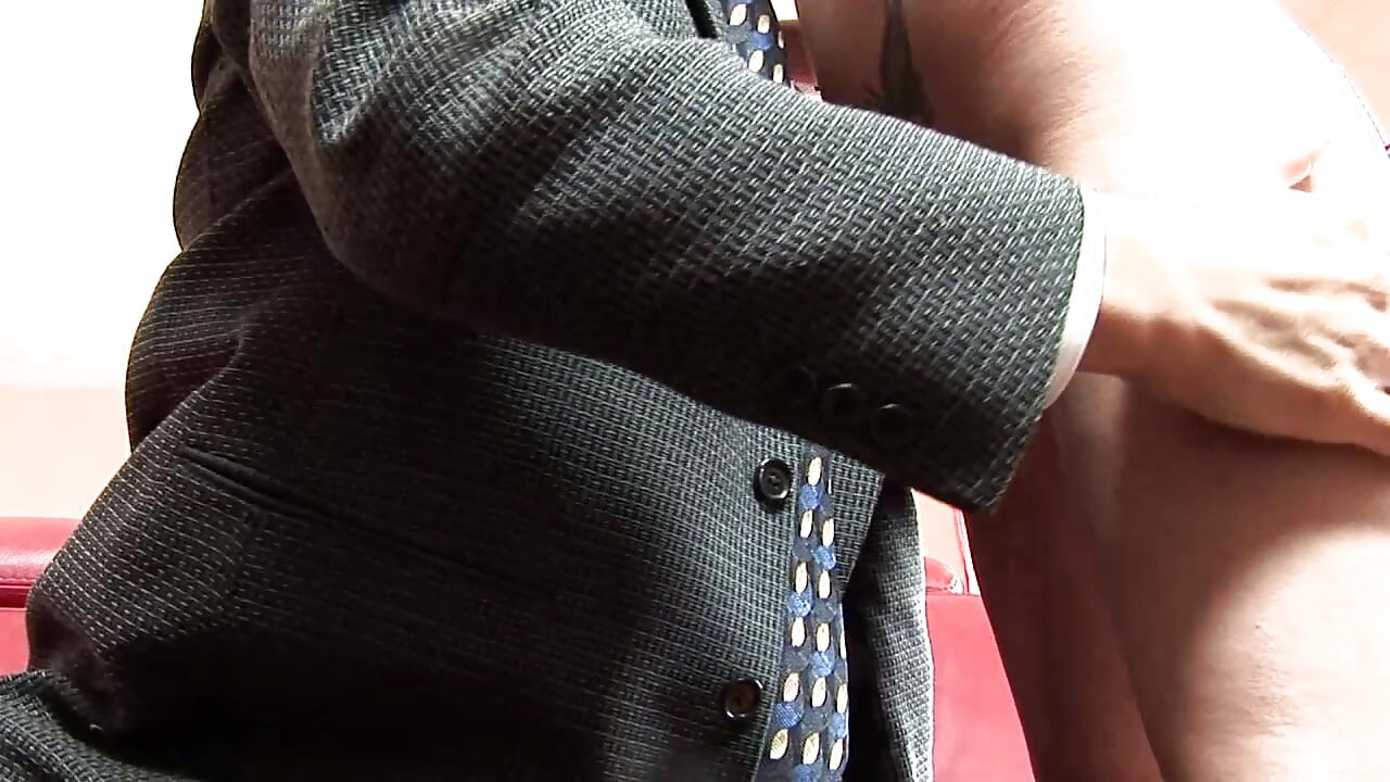 A Very Horny Redhead Who Knows How to Move Properly