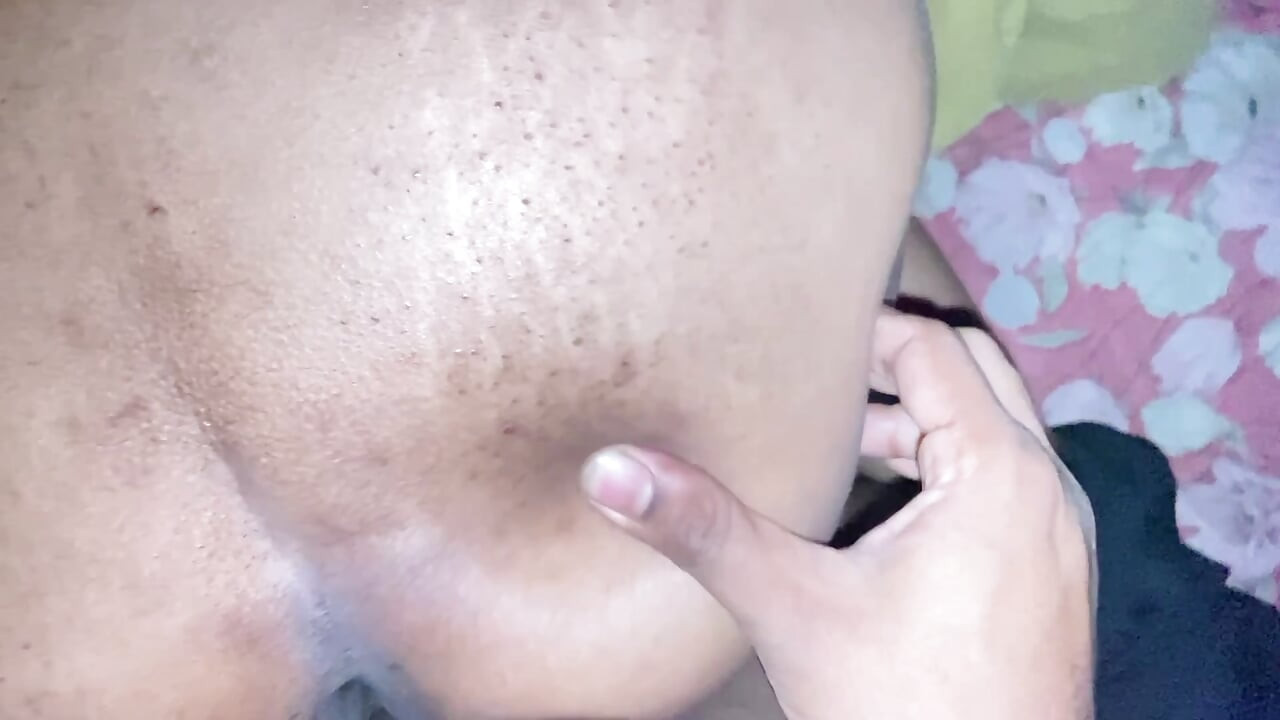 Your-Kobita。ANAL 印度孟加拉美丽的德希热哥几乎不和她的屁股享受时间的淫荡视频。