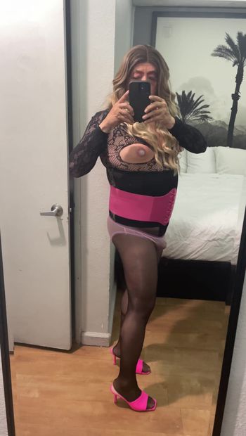 Crossdressing in Lingerie