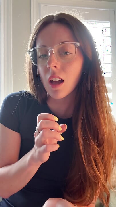 Hottie in Glasses Tells You How to Stroke!