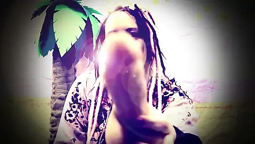 Соси это, сисси, игра с дилдо с богиней Ланой