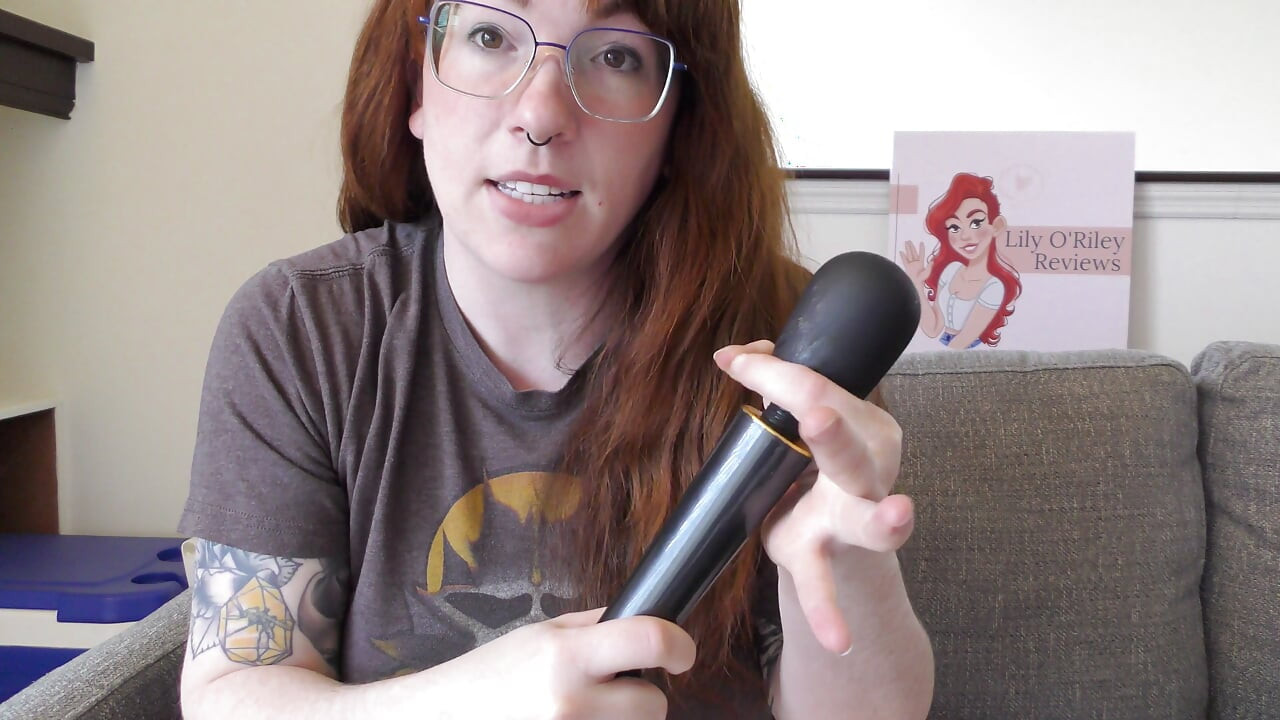 NSFW Review of the Led Display Vibrating Wand Pro Compact From Funzze