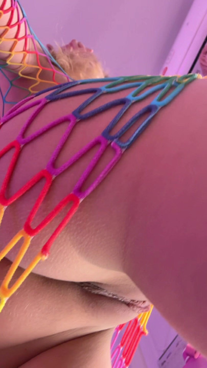 Coborând camera între picioarele mele