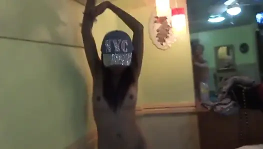 Filipinler'den Jenifer