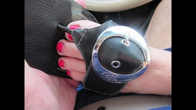 my feet n dr scholls'