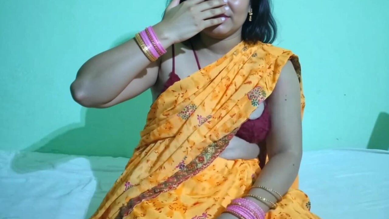 POV: INDIAN VILLAGE SEX (Mere lund ki deewani meri padosan bhabhi ghodi ban kar chudi)