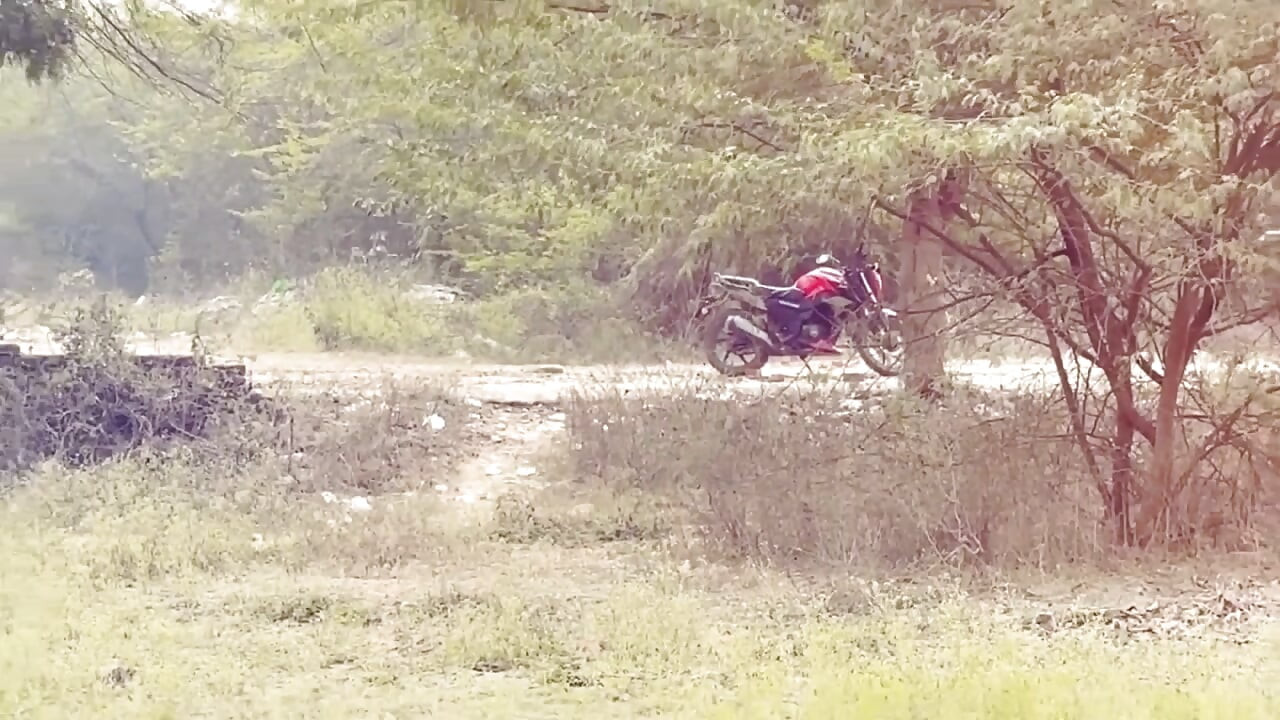 Desi Village Hot Sali Fucking First Time with her Jija In outdoor, Hot sali fuck xxx video tight pussy fuck