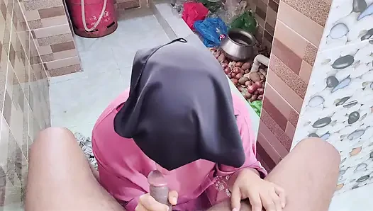 Lütfen efendim sıkı amcığımı bir kez daha sikiyorum desi tesettürlü hizmetçi chudai xxx