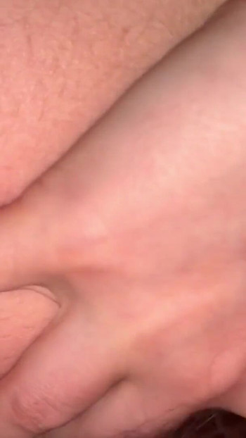 لحظة عاطفية من "Twerk on my my cockgy and anal creampie"