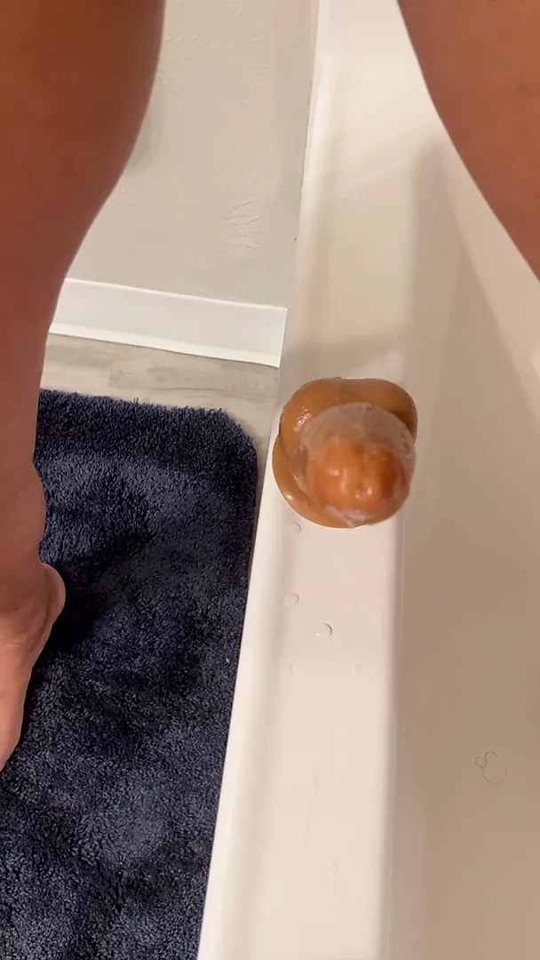 Fucking a dildo