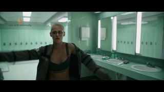 Kristen Stewart - под водой, 2020