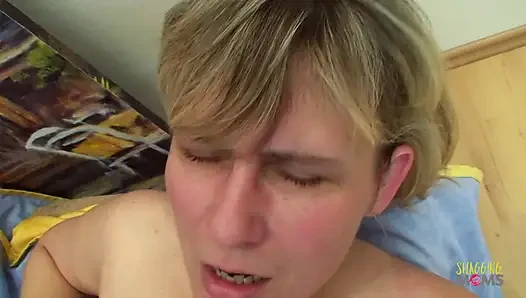 Alter neigt dazu, deine fickbare milf in eine bbw zu verwandeln, aber das ist nur ein bonus