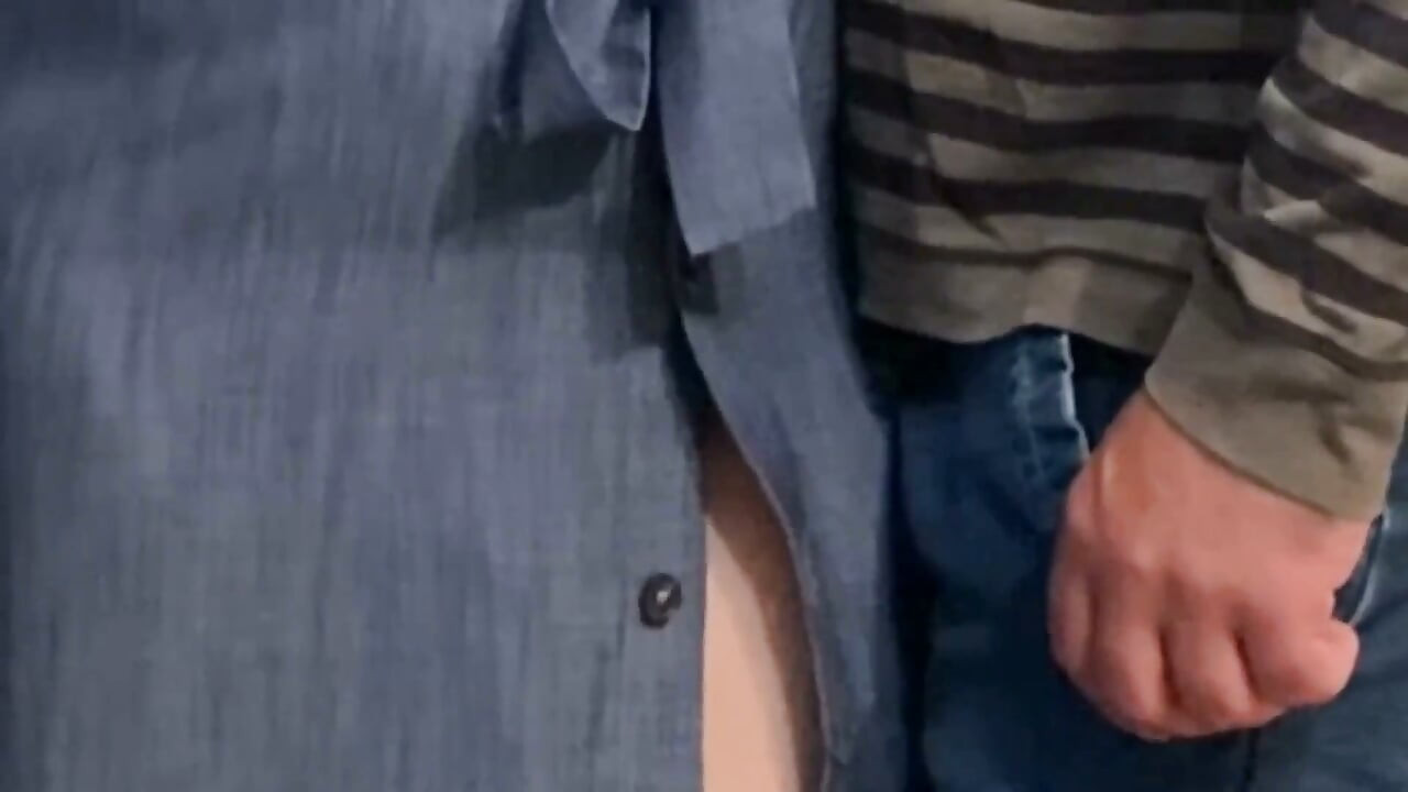 Vingerneukt door oude man perv