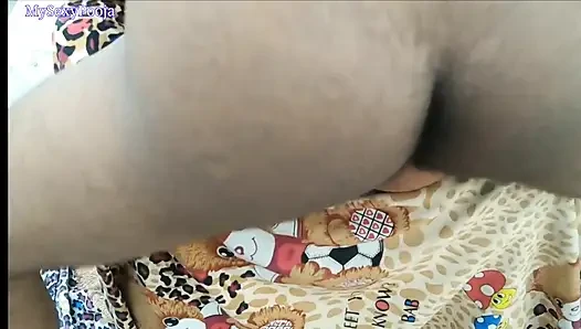 Desi Indian girl Pooja has amazing sex with a big cock. If I'm not satisfied with cock sex, I put a cucumber in my vagina (in Hi