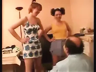 nOt NiEcEs ClEaNiNg HoUsE