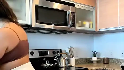Прямая трансляция с Dani Valentina