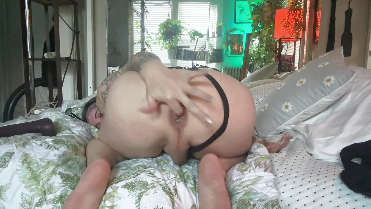 TS Diana Deelight POV Gape, 질싸, 거대한 딜도와 발