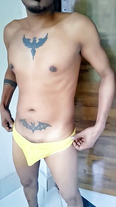 Yellow Thong Size Check