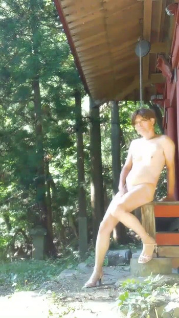 Jaw-dropping moment from "Naughty Offering to The Shrine God"