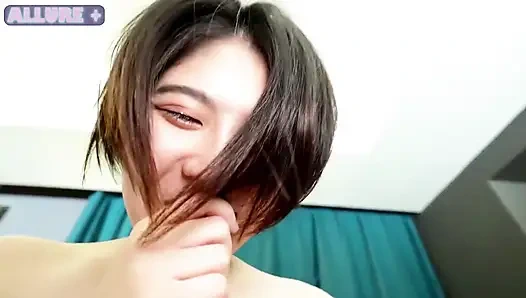 Первый раз снимаю документальный фильм молодой жены