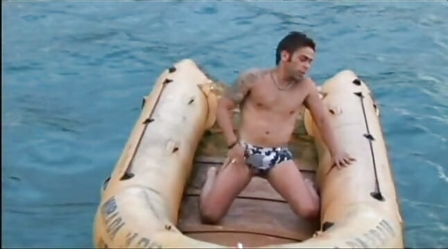Be my beach boy and fuck me good