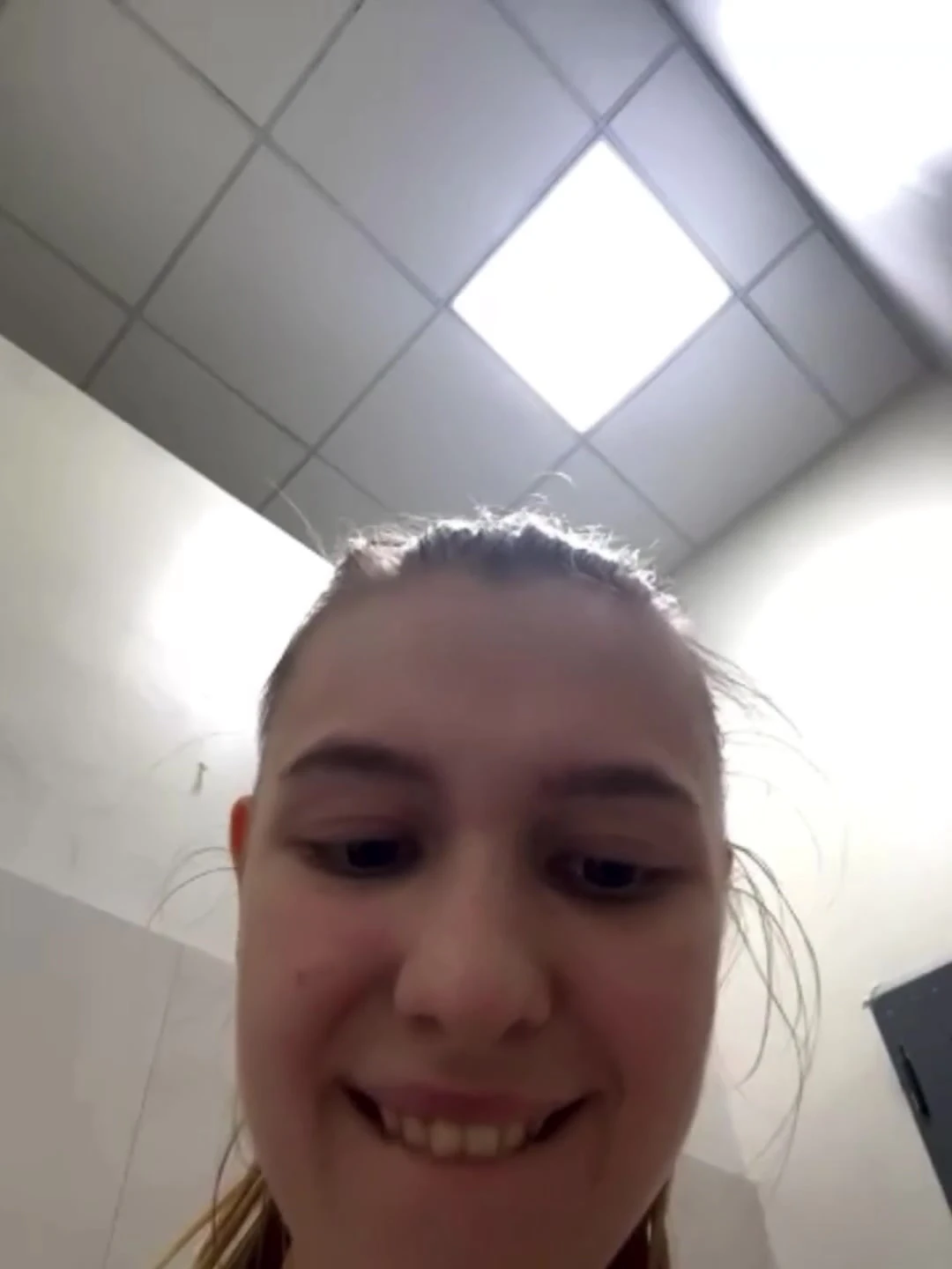 Extreme gym masturbating and sucking the boobs jucielussie