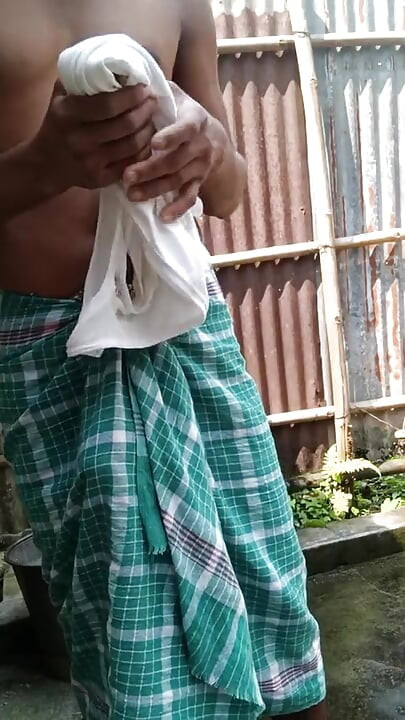 ديسي الأولاد الهنود الاستمناء