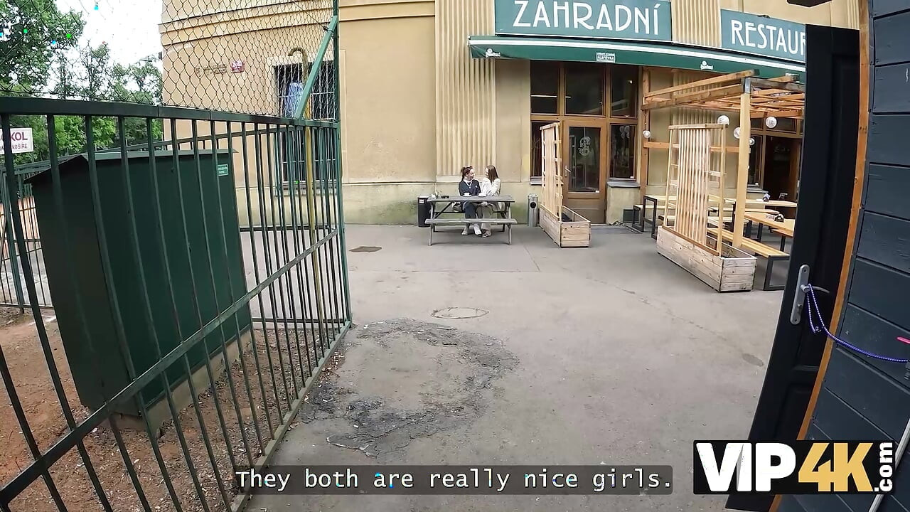 VIP4K. Urmărește cum lesbienele încearcă o pulă pentru prima dată. Cea mai bună compilație lesbiană.