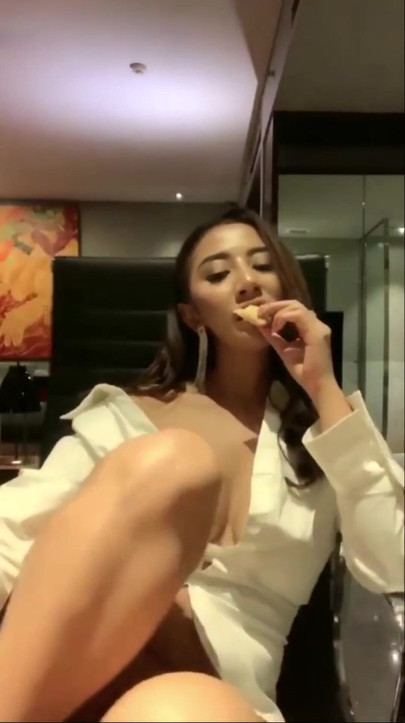 Epic moment from "Jakarta model video call sex leaked sofia horny"