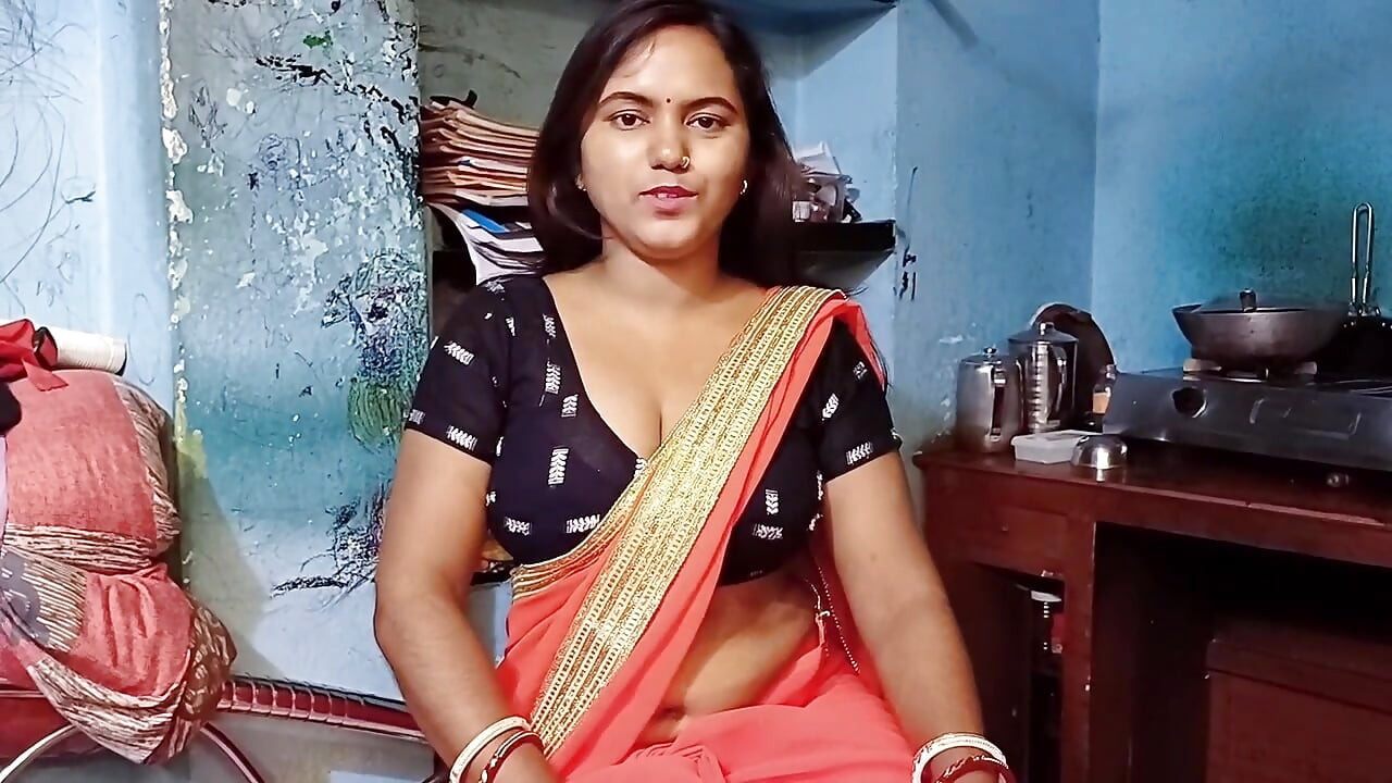 הבהבי החם שלי תפס אותי כשאני מאונן לגמרי בחדר שלי