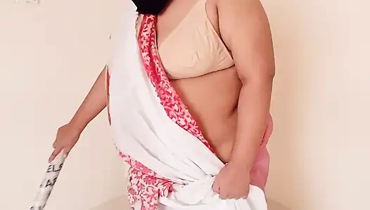 Arab Stepmom Sweep Room in Indian Style Saree Then Stepson Saw Her BBW Figure & Get Hot Then Fuck