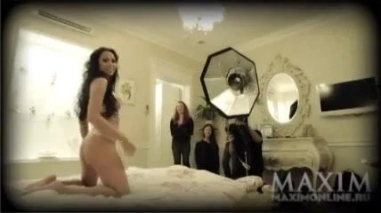Another Russian goddess shows of thong in shoot