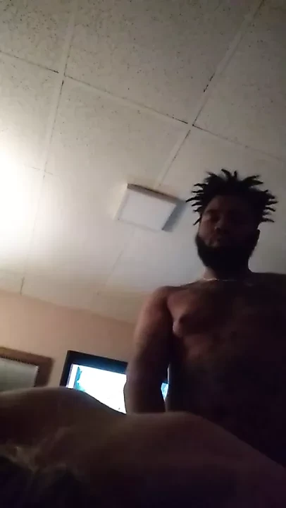 White milf records herself taking doggystyle while facing cam