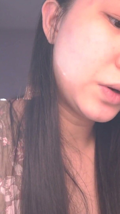 Cute Asian Girl ASMR - Luke 7-9 | Clip 1