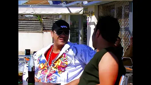 Özellikle ailelerde cinsellik karışık!! - (cilt #04)