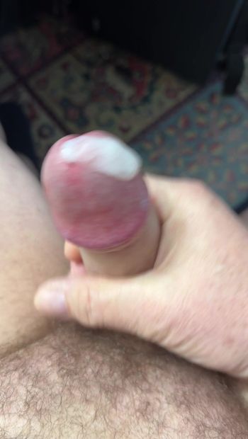 Jerk off and cum very quickly