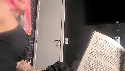 Пасынка моего друга трахнули и кончили в мою задницу.