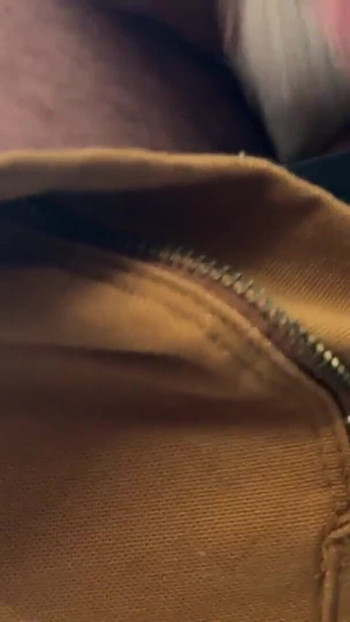 Musky蓝领口交 - 未割包皮的工男 |剪辑 1