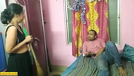Desi schöner kamwali-sex! Meine frau ist heute nicht zu hause !!