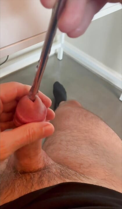 Novice Sounding 6mm to 7mm with Cum Shot