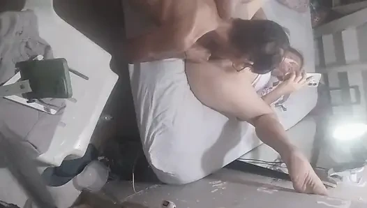 Amcık yerken her şey hazır ve yapılır endişeli