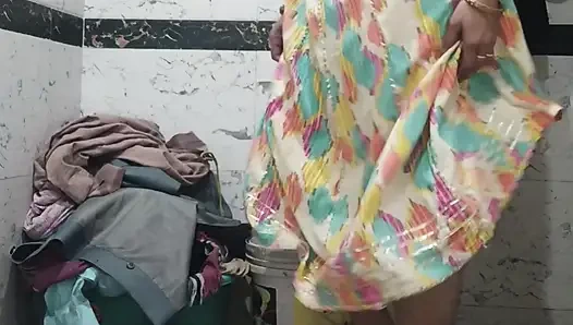 Priya bhabi seksi video
