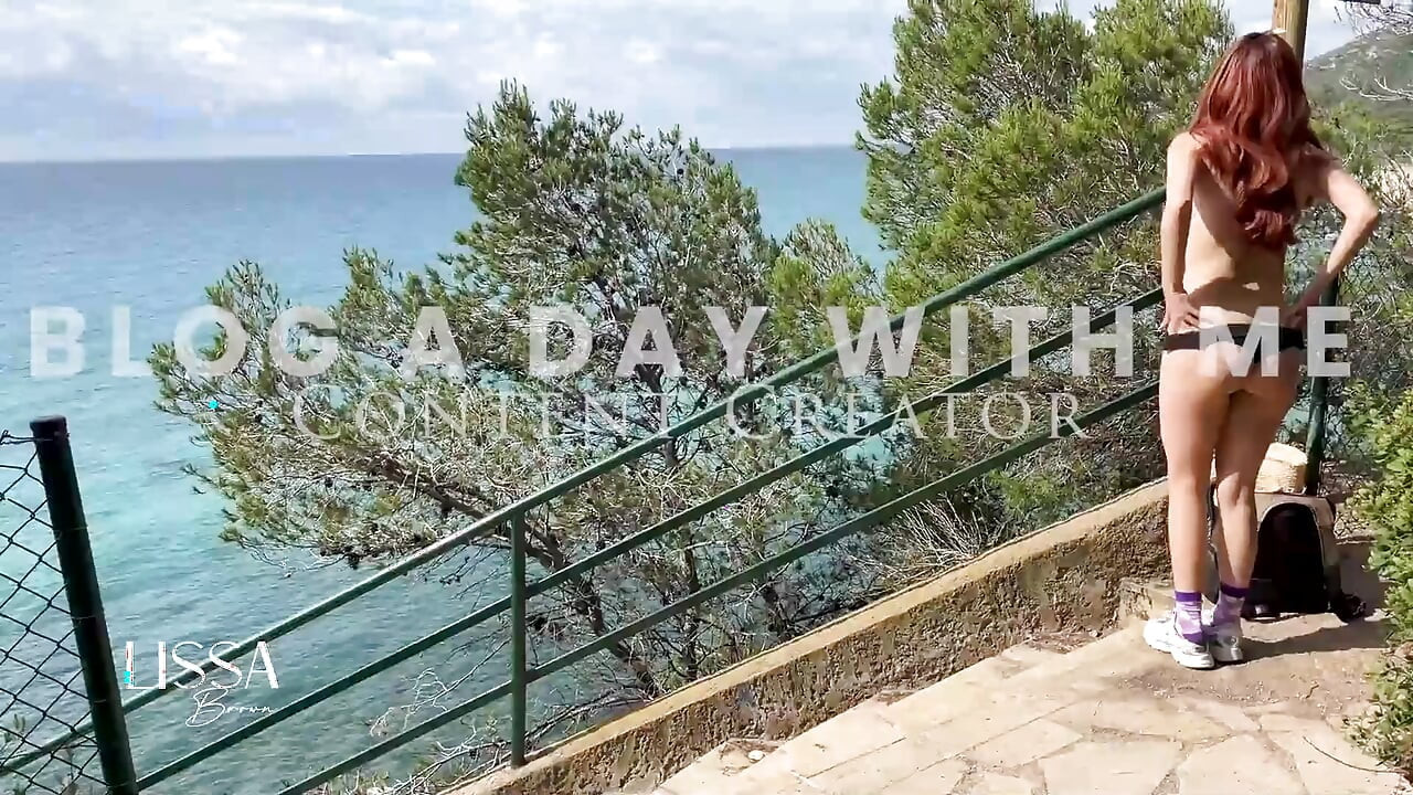 Vlog Lissa Brown jedzie na plażę dla nudystów, by nakręcić własny film