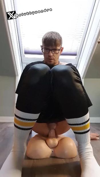 KinkyChrisX enjoing his toy in wetlook leggings and socks