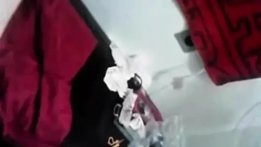 Hari pertama keluar dan sepong mendung