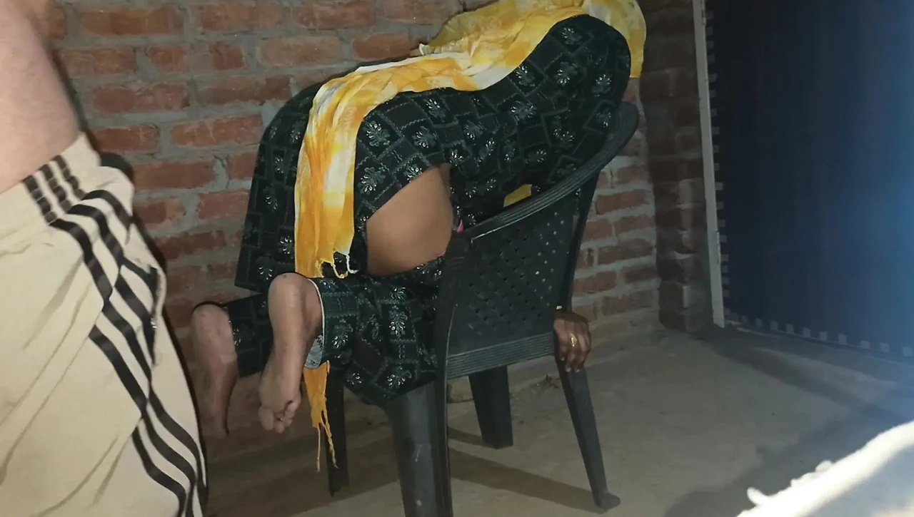 Jijaji Gand 胖 Gai。火辣大圆屁股Sali被Jija重口味性交。