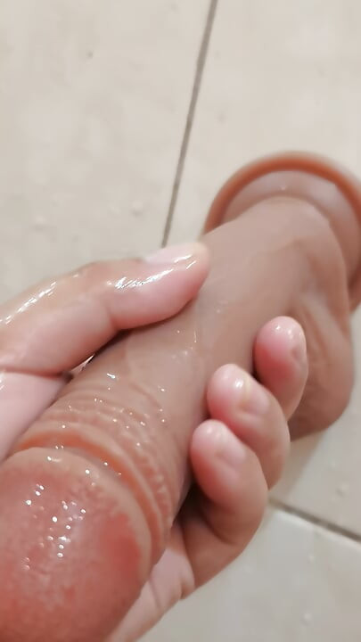 Em primeiro plano - chupando seu pau
