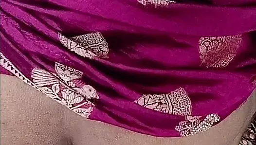 Desi girl hard  choot fucking by lauki and moaning louder