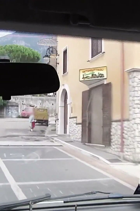 Stranded teens - pelirroja Tina Hot lo pierde cuando descubre a su novio está engañando, se pone al estilo perrito salvaje al instante con Antonio